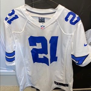 ZEKE JERSEY